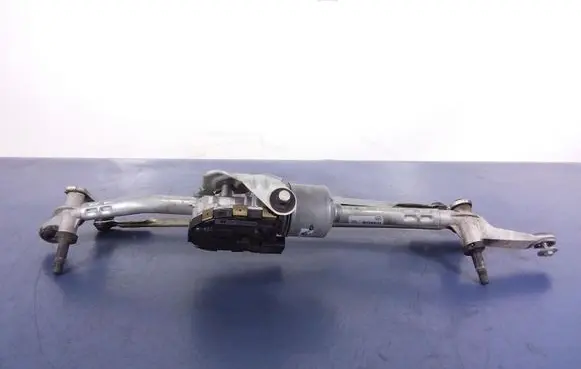 Cadillac CTS Front wiper linkage and motor 3397021568
