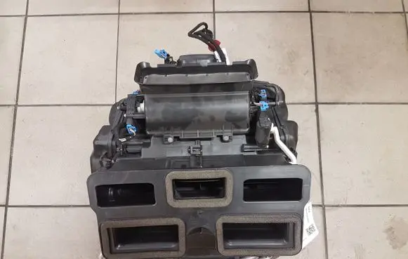 Audi A6 S6 C6 4F Interior heater climate box assembly 4F0858431 T0021850 P0094022