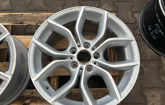 BMW X3 F25 R18 alloy rim 6787579