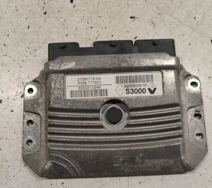 Renault Scenic II - Grand scenic II Engine control unit/module ECU 8200509516