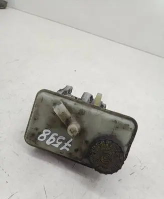 Renault Laguna II Master brake cylinder 8200100246A