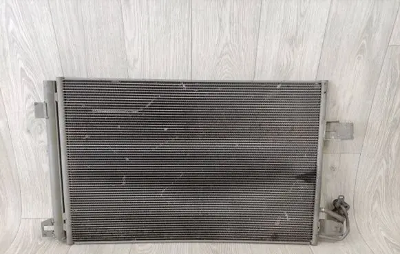 Volkswagen Transporter - Caravelle T5 Intercooler radiator 940345 661420