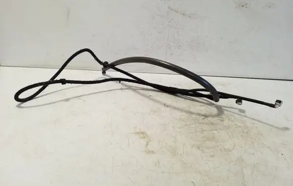 Audi TT TTS Mk2 Windshield washer fluid hose 