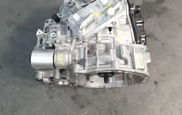Skoda Superb B6 (3T) Automatic gearbox URZ