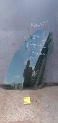 Renault Megane II Front door window glass four-door DOT249AS2M24 43R001100