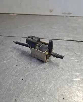 Volkswagen Golf III Turbo solenoid valve 028906283 97T230 72169313