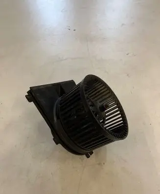 Volkswagen Polo III 6N 6N2 6NF Heater fan/blower H35657880E