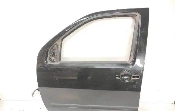 Nissan Pathfinder R51 Front door
