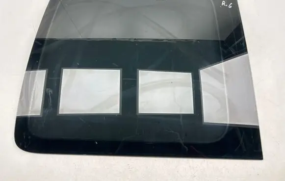 Volkswagen Caddy Rear side window 43R001583