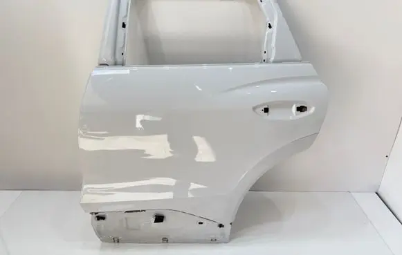 Audi Q4 e-tron Rear door