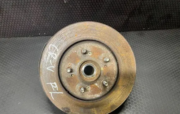 Honda CR-V Front wheel hub
