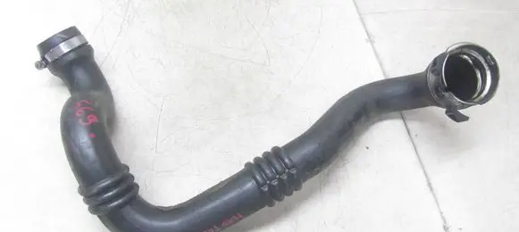 Intercooler hose/pipe