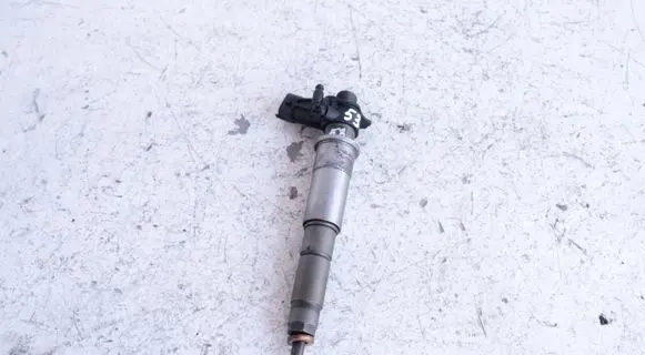 Nissan Qashqai Fuel injector H82828929 0445115084 101109