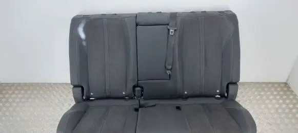 Peugeot 3008 II Rear seat 