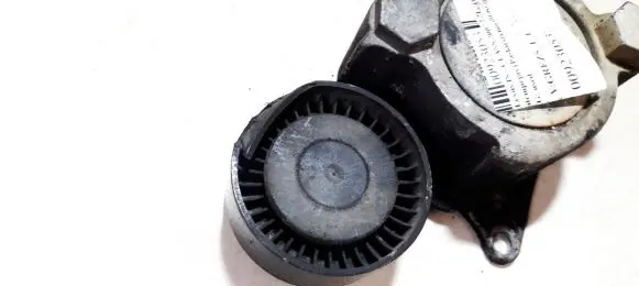 Lexus IS 220D-250-350 Generator/alternator belt tensioner