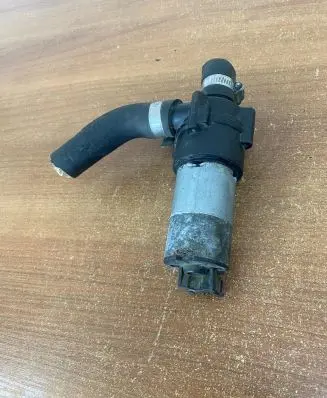 Mercedes-Benz E W210 Water pump 0018353564 403