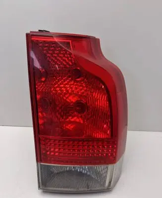 Volvo V70 Rear/tail lights 30643333 30643335