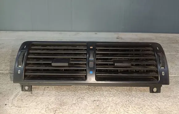 BMW 3 E46 Dash center air vent grill 8361895