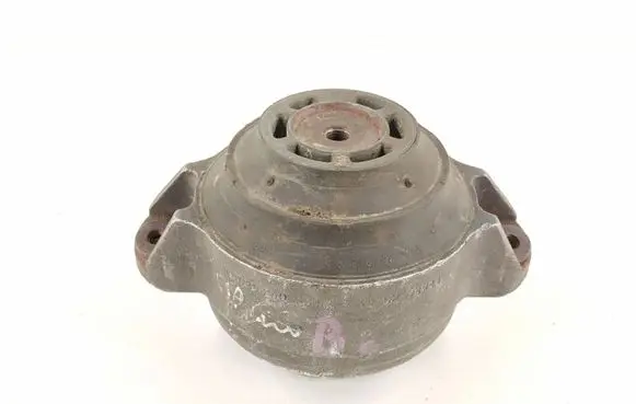Mercedes-Benz S W140 Engine mount bracket A1292400817 1292400817
