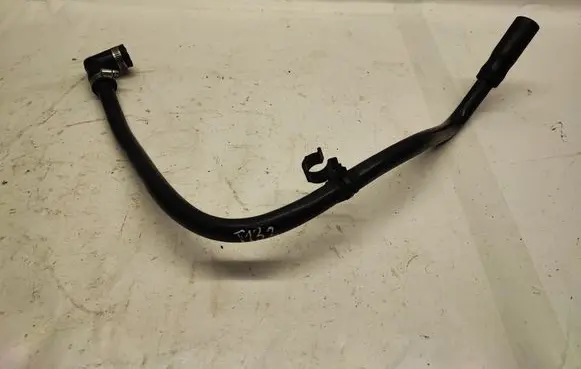 Dodge Challenger Breather hose/pipe 05184805AE