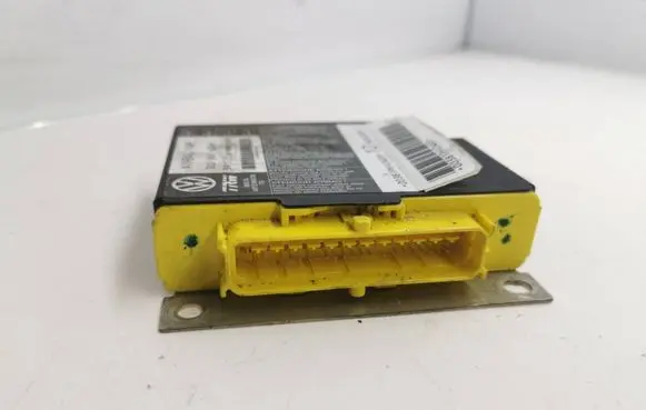 Volkswagen PASSAT B6 Airbag control unit/module 3C0909605M 391125
