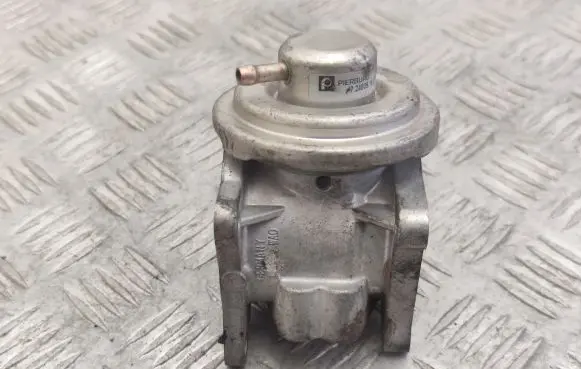 Audi A3 S3 8P EGR valve 724809160 749603D