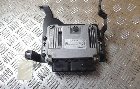 KIA Sportage Engine control unit/module ECU 391182BQD5 0261S14953 1039T08072