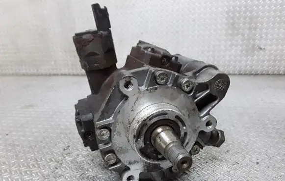Citroen C2 Fuel injection high pressure pump 9658176080