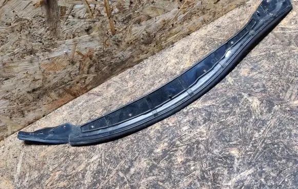 Citroen DS3 Front door rubber seal 9683755280