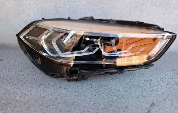 BMW 1 F40 Headlight/headlamp 5A1E056 90177956 2810235402