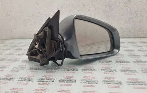 Audi A4 S4 B7 8E 8H Front door electric wing mirror E1010681