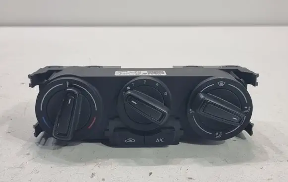 Seat Ibiza IV (6J,6P) Climate control unit 6P0820045B