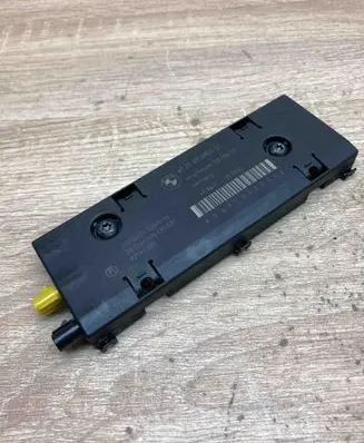 BMW 1 E81 E87 Aerial antenna amplifier 6958900 10819610