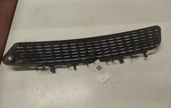 Opel Vectra C Front bumper lower grill 239263762