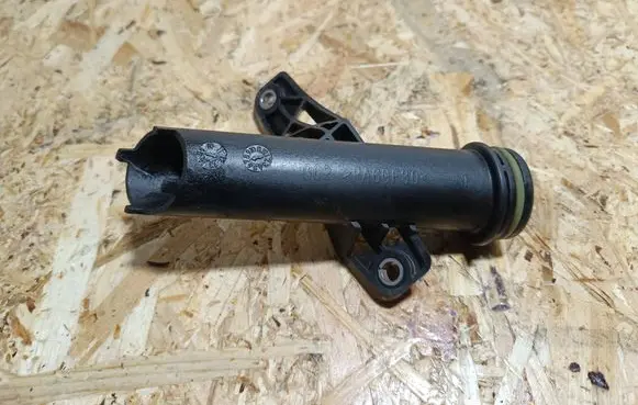 Mercedes-Benz CLS C218 X218 Oil sump strainer pipe A2781800952