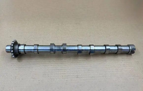 Peugeot Boxer Camshaft 9804424180