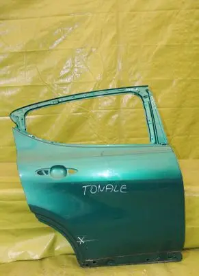 Alfa Romeo Tonale Front door 000259