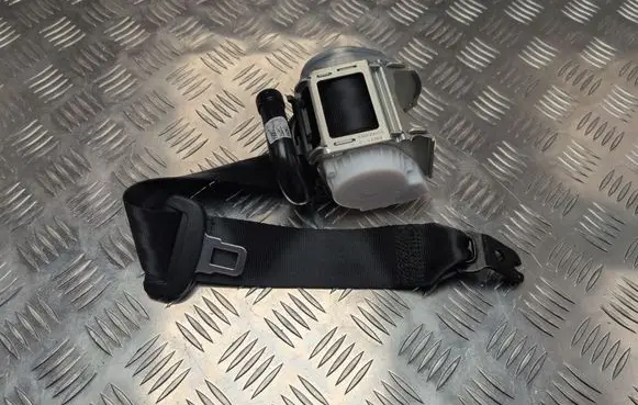 Skoda Octavia Mk4 Rear seatbelt 5E7857805D 3G0857737DE 34279714E