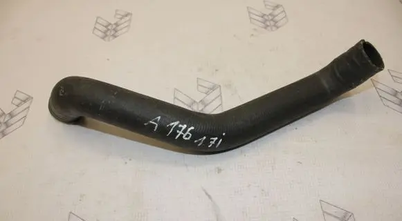 Mercedes-Benz A W176 Engine coolant pipe/hose A2465010182