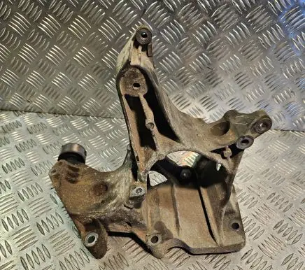 Generator/alternator bracket