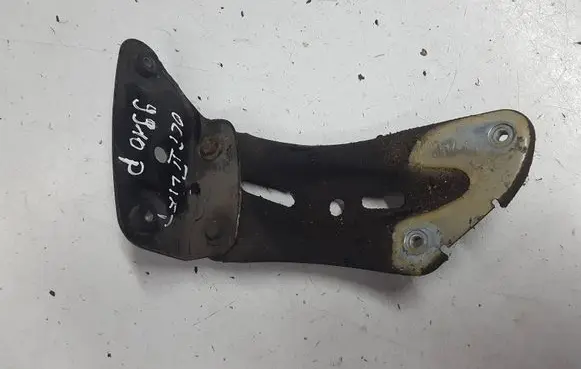 Skoda Octavia Mk2 (1Z) Fender mounting bracket 