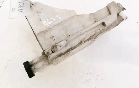Nissan Cube Z12 Coolant expansion tank/reservoir