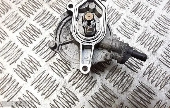 KIA Rio Vacuum pump 288162a101