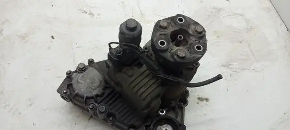 BMW X3 E83 Gearbox transfer box case 7526278 8472220500