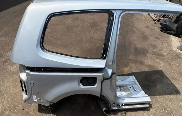 Seat Alhambra (Mk2) Rear quarter panel 95015842