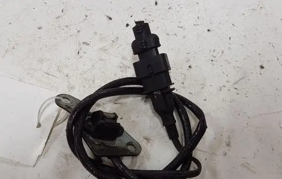 Opel Vectra C Camshaft speed sensor 0281002213