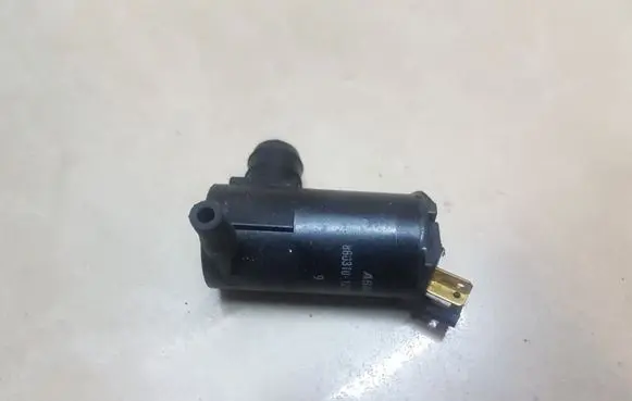 Mitsubishi Pajero Sport I Windscreen/windshield washer pump 8603101260