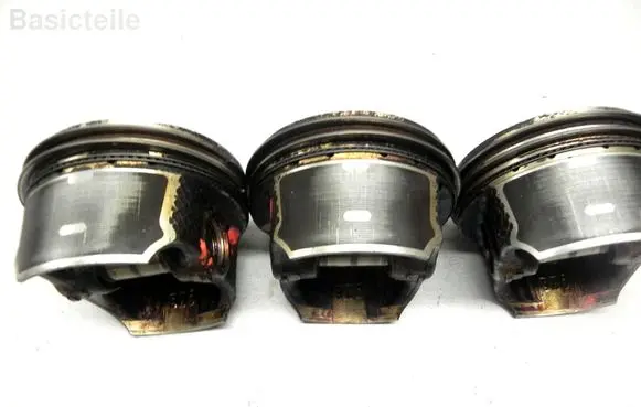 Skoda Octavia Mk2 (1Z) Piston 03C107065S