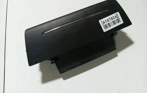 Citroen C5 Glove box 9682460077