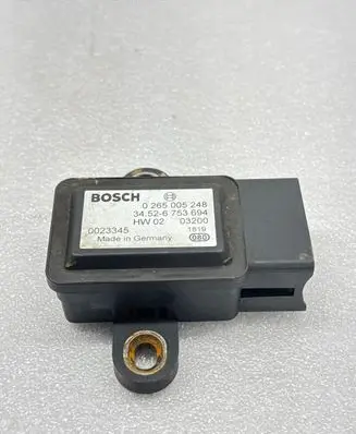 BMW 5 E39 ESP acceleration yaw rate sensor 6753694 0265005248